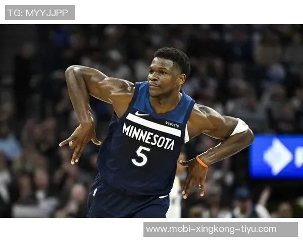 爱德华兹火力全开27投15中砍下38分助球队逆转胜利