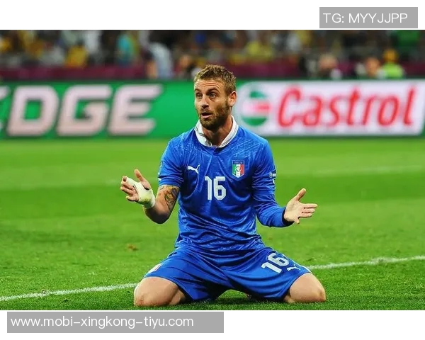 德罗西率队迎战老东家坦言离开罗马时未能好好告别热那亚需提升进攻强度 德罗西率队迎战老东家坦言离开罗马时未能好好告别热那亚需提升进攻强度